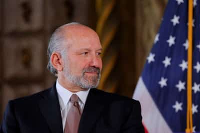 Image for Cantor Fitzgerald to acquire UBS hedge fund unit, expanding alternative assets