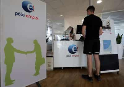 Image for French fourth quarter unemployment rate fell to 8% from 9.1% in third quarter