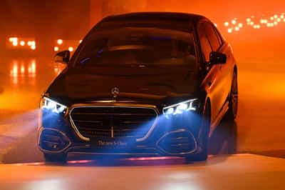 Image for Mercedes flags more margin pressure ahead, tough road in China