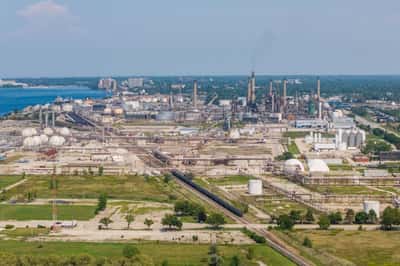 Image for Oil edges down as investors weigh uncertainty over U.S.-Iran strikes