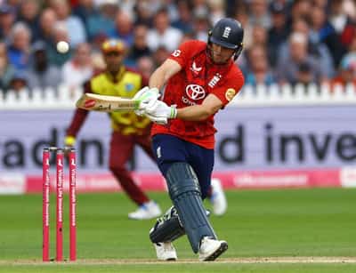 Image for Cricket-England chase down big total to seal T20 series against Windies