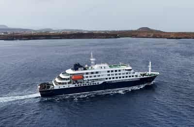 Image for Countries scramble to track passengers of virus-hit cruise ship
