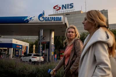 Image for Unknown Serbian group bids $2.35 billion for stake in Russian-owned oil firm NIS
