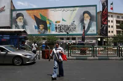 Image for US waives Iran sanctions, Trump says he will 'do what I have to' if Tehran misbehaves