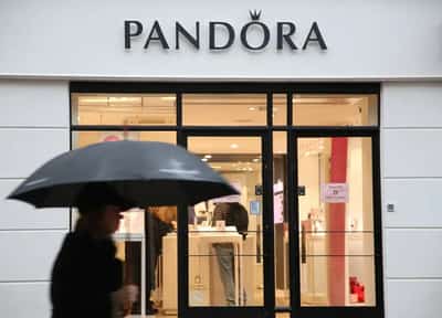 Image for Pandora raises revenue forecast as US sales sparkle