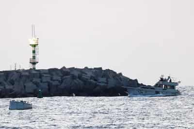 Image for Israel deports 37 French nationals on Gaza flotilla to Turkey, France says