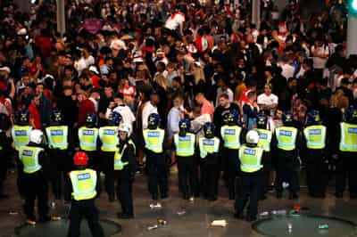 Image for London police says 19 officers injured around Euro 2020 final