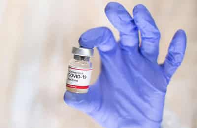 Image for Patent protection barriers not holding back vaccine production &#8211; drug groups say