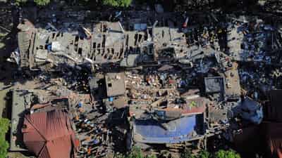 Image for Colombia quake death toll tops 200 as rescuers race to find survivors