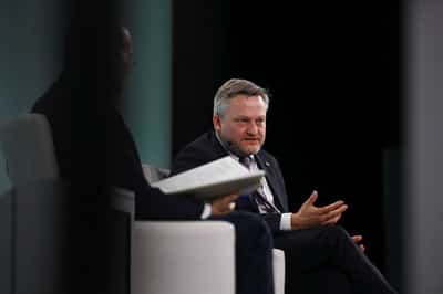 Image for BP says CEO Auchincloss's pay package fell to 5.4 million pounds in 2024