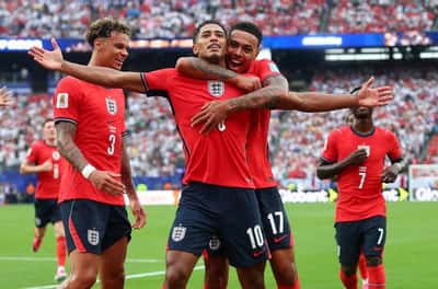 Image for Soccer-England beat Panama 2-0 to win Group L