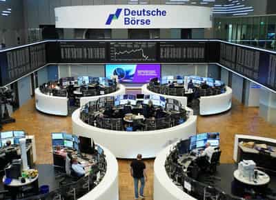 Image for European stocks rise as STMicroelectronics' forecasts lift tech stocks 