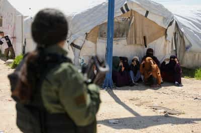 Image for Second group of Australian women linked to Islamic State to return home