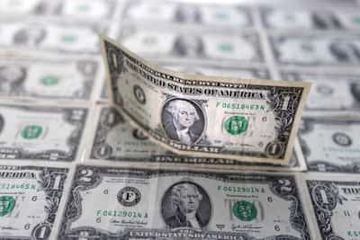 Image for Dollar mixed as US government looks to reopen, yen at nine-month low