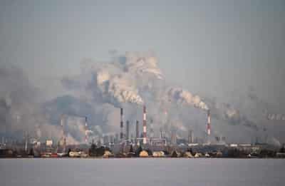 Image for German lawmakers call for EU ban on Russian oil after Ukraine visit