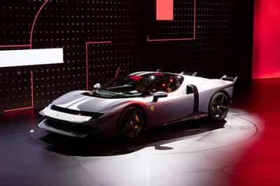 Image for Ferrari evokes spirit of 1980s with new 849 Testarossa hybrid