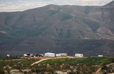 Image for France to ban products from Israeli settlements in West Bank, foreign minister says