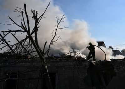Image for Russian glide bombs kill two in Ukraine, regional governor says