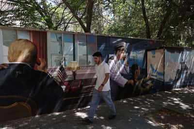Image for Iranian flights cancelled as new US 'D-Day' sanctions take effect, Saudis say they shoot down Houthi missiles