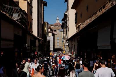 Image for Italy June unemployment rate falls to 6.3% with 16,000 jobs created in month