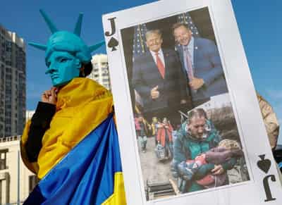 Image for Pressure mounting on reluctant Trump to impose sanctions on Russia