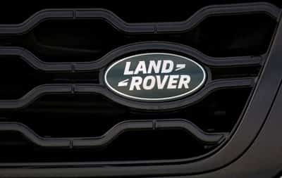Image for Britain pledges $2 billion loan guarantee for Jaguar Land Rover