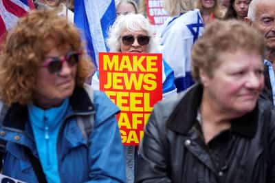Image for UK plans to spend £250 million over three years to protect Jewish communities
