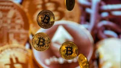 Image for Decentralized Commerce Can Provide A Lifeline to Small Retailers