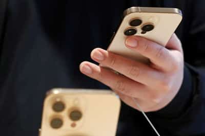 Image for Apple must pay Optis $502 million lump sum in UK patent dispute, court rules