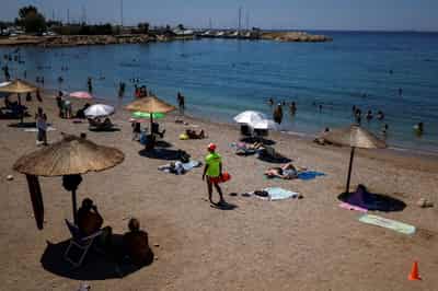 Image for European heatwave caused 2,300 deaths, scientists estimate