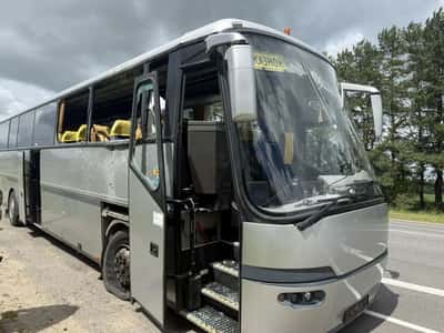 Image for Russia accuses Ukraine of attacking bus carrying schoolchildren, Kyiv denies it