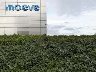 Image for Spain's Moeve says upended energy markets revive green hydrogen as €1 billion project breaks ground