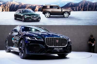 Image for Jaguar Land Rover sales slide 15% in first quarter