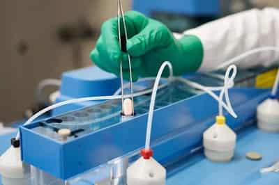 Image for Exclusive-Big hedge funds call on doctors, scientists for an edge on pharma, sources say