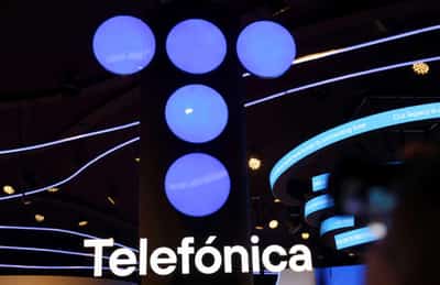 Image for Telefonica sells controlling stake in Peruvian fibre optic network to KKR