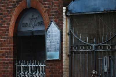 Image for Antisemitism in UK remains near record levels, charity says