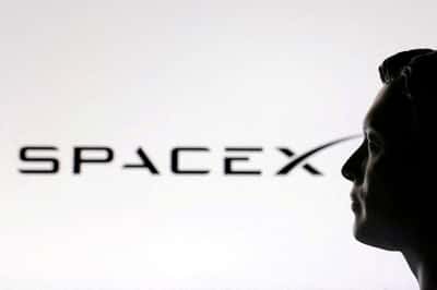 Image for Analysis-SpaceX's lofty valuation set to put 'Elon premium' to test