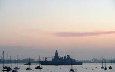 Image for UK deploys warship to Middle East with eye on potential Hormuz mission