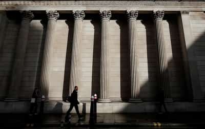 Image for Asian stocks hold on to gains; BoE in focus