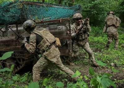 Image for EU considers limiting protection for Ukrainian men of fighting age