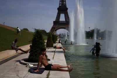 Image for French government seen facing no-confidence vote over heatwave handling