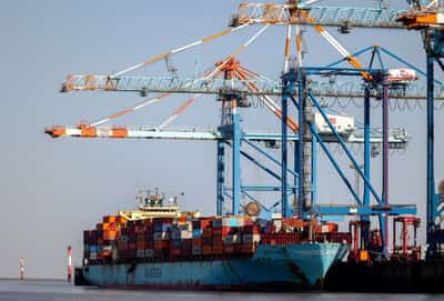 Image for Euro zone economy holds up, trade surplus surges on exports to US