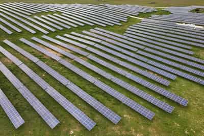 Image for Spain's solar industry warns of price threat to energy transition
