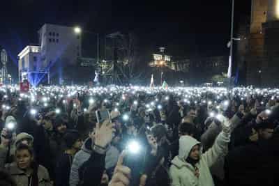Image for Bulgarian lawmakers approve government resignation, snap election looks likely
