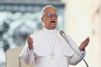 Image for Pope Leo urges politicians to respond to challenges posed by AI