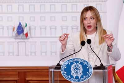 Image for Italy plans to send air defence aid to Gulf states after Iranian strikes, Meloni says