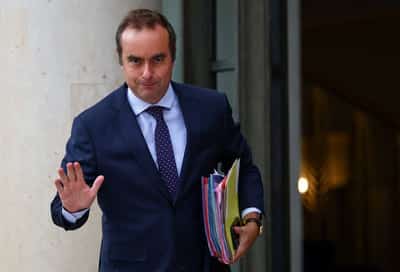 Image for Reactions as France's Macron appoints Lecornu as new prime minister