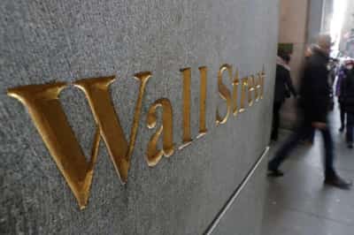 Image for World stocks hit 3-week lows, oil rises on Russia-Ukraine fears