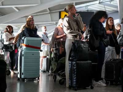 Image for New air traffic control failure delays flights at some UK airports