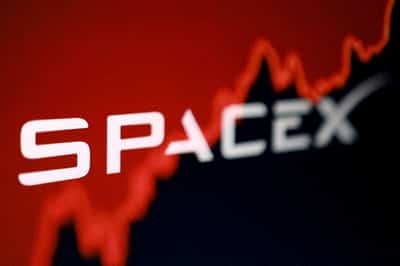 Image for U.S. tech megacaps slide as SpaceX extends slump, AI expense concerns grow